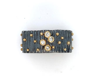 7mm Wide Square Ring with vertical lines, diamonds and 18k gold