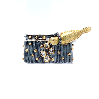 7mm Wide Square Ring with vertical lines, diamonds and 18k gold
